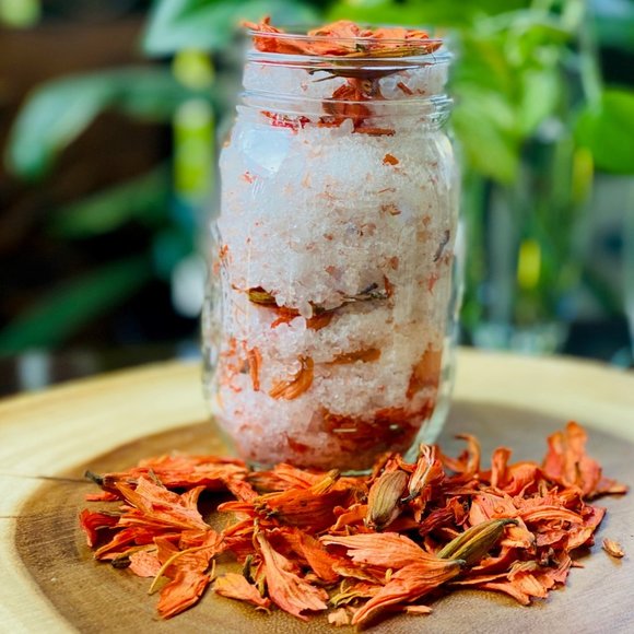 16 oz. Variety Bath Salt Soaks - Picture 1 of 8